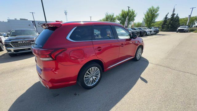 2022 Mitsubishi Outlander PHEV | Heated Seats | Apple CarPlay in Cars & Trucks in Edmonton - Image 3