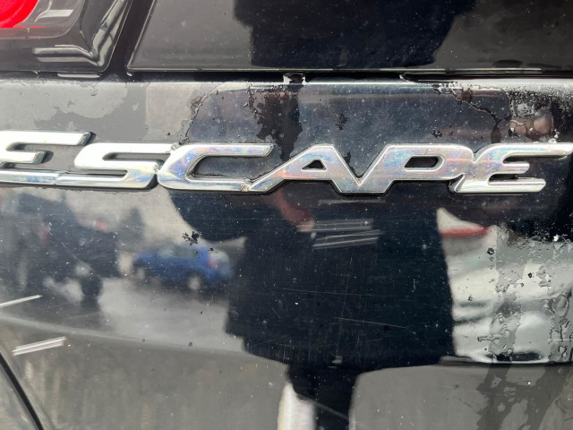  2018 Ford Escape SEL|AWD|NAVI|LEATHER|HEATEDSEATS|KIA|HYUNDAI in Cars & Trucks in St. Catharines - Image 4