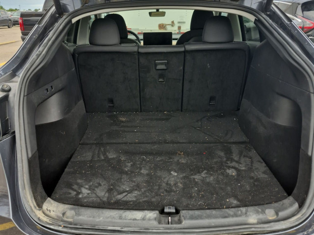 2020 Tesla Model Y LONG RANGE AWD *AUTOPILOT/NAVI/BACKUP CAM/LEA in Cars & Trucks in City of Toronto - Image 3