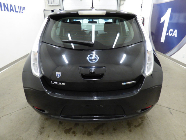 2015 NISSAN LEAF SV, QUICK CHARGE, NAVI, CAMÉRA, MAGS, FULL!!! in Cars & Trucks in Saint-Jean-sur-Richelieu - Image 4