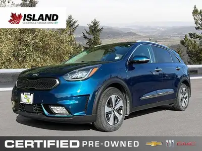 This 2019 Kia Niro Hybrid EX Premium in stunning Gravity Blue Metallic offers a compelling blend of...
