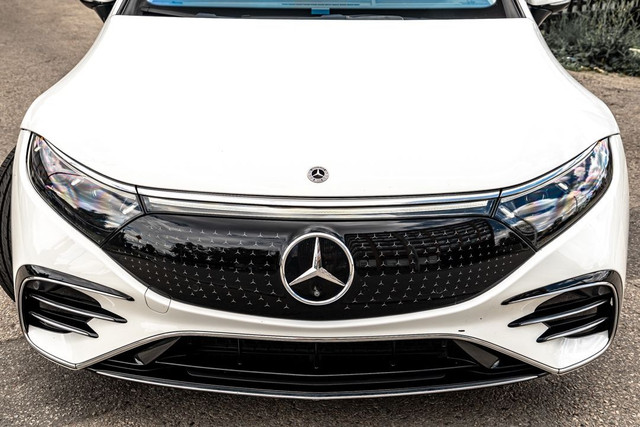 2022 Mercedes-Benz EQS EQS 450+ | AMG PKG | BURMESTER SOUND | WO in Cars & Trucks in City of Toronto - Image 4