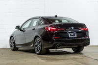 Francais: * Édition M Sport * Freins standard * Ensemble M Sport * Volant en cuir M * Ensemble aérod... (image 5)