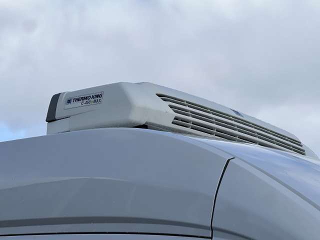 2022 Ford TRANSIT CARGO FORD Transit T-250 XLT- CARGO- REEFER/FR in Cars & Trucks in Oakville / Halton Region - Image 4
