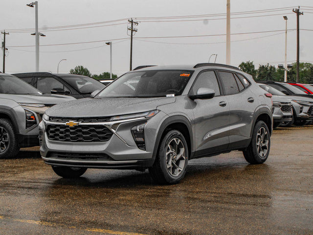 2025 Chevrolet Trax LT in Cars & Trucks in Edmonton - Image 4
