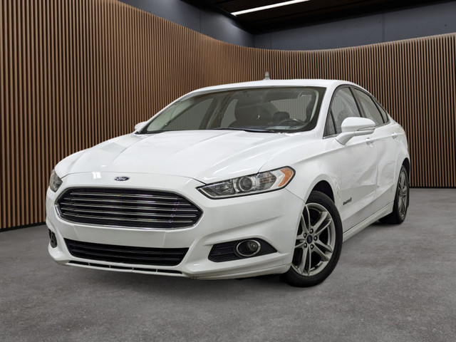 2015 Ford Fusion HEV SE in Cars & Trucks in Sherbrooke
