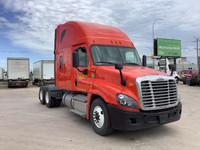 2018 FREIGHTLINER X12564ST