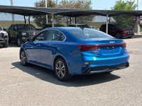 FUN AND FUNCTIONAL - 2022 KIA FORTE EX - NO ACCIDENTS FEATURES INCLUDE - - Cloth Interior - Heated S... (image 3)