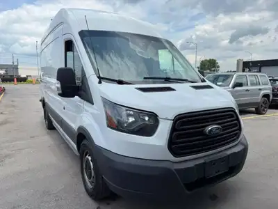 4MKAUTO 514 865 4438 2017 Ford Transit 350 RWD, 6 Cyl. 3.5L Automatique, 183,031 km certifié elle es...