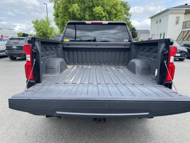 2022 Chevrolet Silverado 1500 RST dans Autos et camions dans Cornwall - Image 13