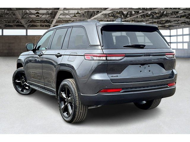 2025 Jeep Grand Cherokee Altitude in Cars & Trucks in Mississauga / Peel Region - Image 3