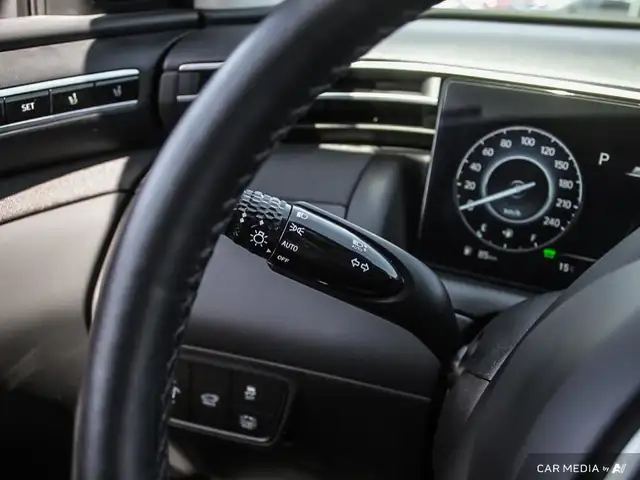 2024 Hyundai Tucson Hybrid Ultimate Android Auto | Low KMS |... in Cars & Trucks in London - Image 17
