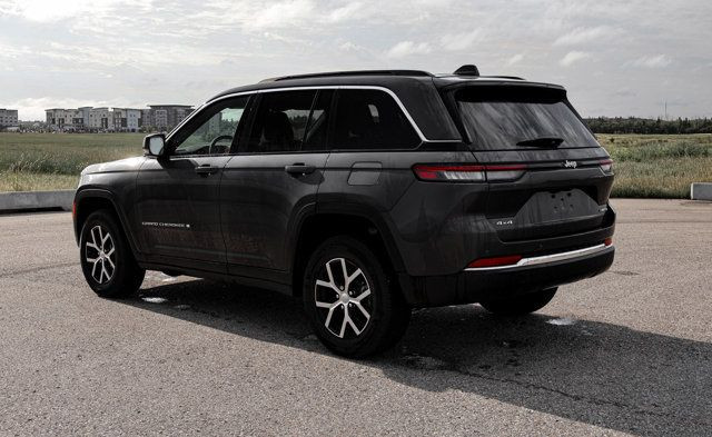 2025 Jeep Grand Cherokee Limited in Cars & Trucks in Strathcona County - Image 2