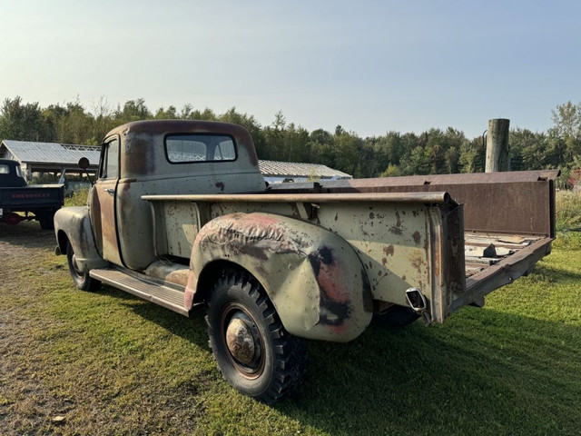 1953 Chevrolet Pickup in Classic Cars in Laval / North Shore - Image 3