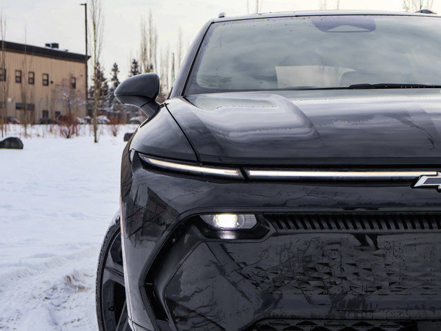 2025 Chevrolet Equinox EV RS in Cars & Trucks in Strathcona County - Image 4