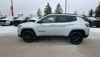 This 2025 JEEP COMPASS LATITUDE LUX 4X4 has the following options Leatherette Seats, Remote Start Sy... (image 5)