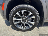 - ACCIDENT FREE - HEATED & COOLED LEATHER SEATS - 2ND ROW HEATED SEATS - HEATED STEERING WHEEL - TWI... (image 9)
