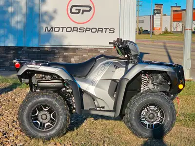Honda TRX520 Rubicon DCT Deluxe ATVExplore the Honda TRX520 Rubicon DCT Deluxe ATV. It’s a tough-as-...