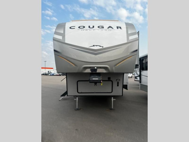 2023 Keystone RV Cougar Half-Ton 32BHS in Travel Trailers & Campers in Edmonton - Image 4