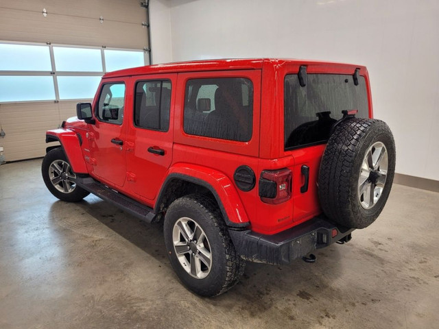 2020 Jeep Wrangler Unlimited Sahara ***Toit Sky***Garantie PLAN  in Cars & Trucks in Thetford Mines - Image 2