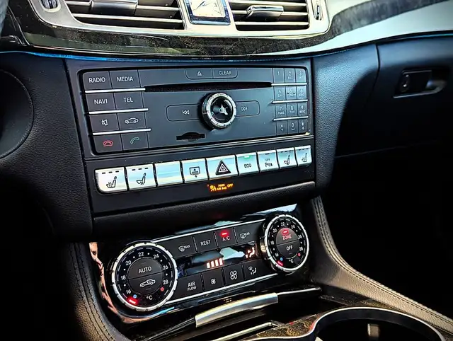 2017 Mercedes-Benz CLS-Class CLS550 4MATIC in Cars & Trucks in City of Montréal - Image 26