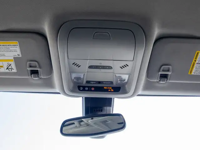 2024 GMC Terrain SLT - Lane Keeping Assist in Cars & Trucks in Belleville - Image 55