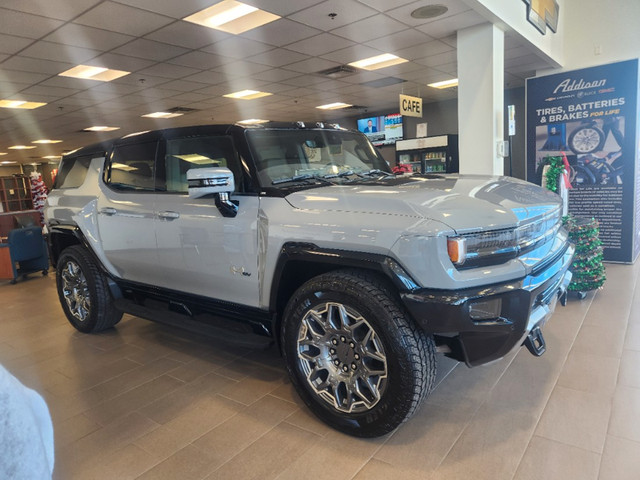 2025 GMC HUMMER EV SUV 3X - Fast Charging in Cars & Trucks in Mississauga / Peel Region