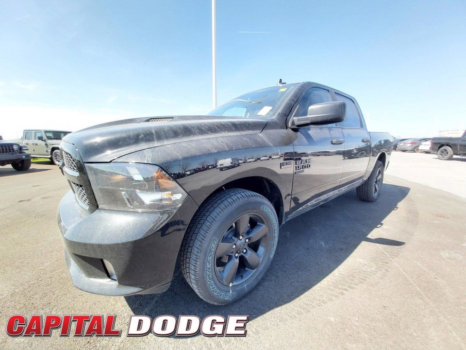 2022 Ram 1500 Classic NIGHT EDITION