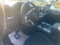 Engine: 5.3L 8cyl. L/100Km City: 0.0 L/100Km Hwy: 0.0 (image 5)