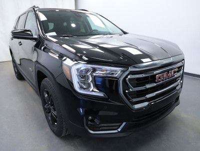 2024 GMC Terrain AT4 GMC PRO GRADE PACKAGE, TECH PACKAGE, PRO...