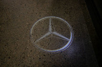 This Mercedes-Benz C-Class has a strong Intercooled Turbo Gas/Electric I-4 2.0 L/122 engine powering... (image 9)