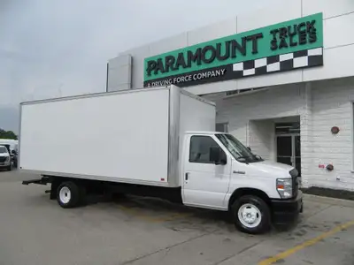 7.3L GAS ENGINE, AUTO TRANS, A/C, AM/FM STEREO WITH BLUETOOTH, TILT STEERING, CLOTH BUCKET SEATS WIT...