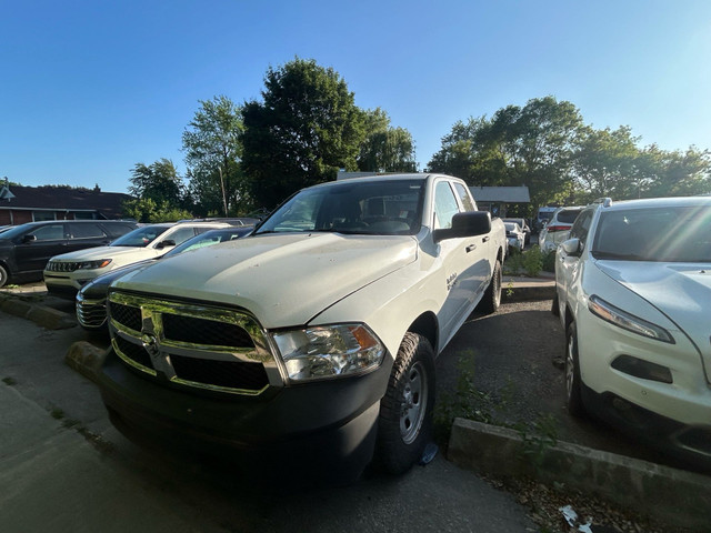 2018 Ram 1500 Tradesman 4x4 Quad Cab 6'4" Box in Cars & Trucks in City of Toronto - Image 3