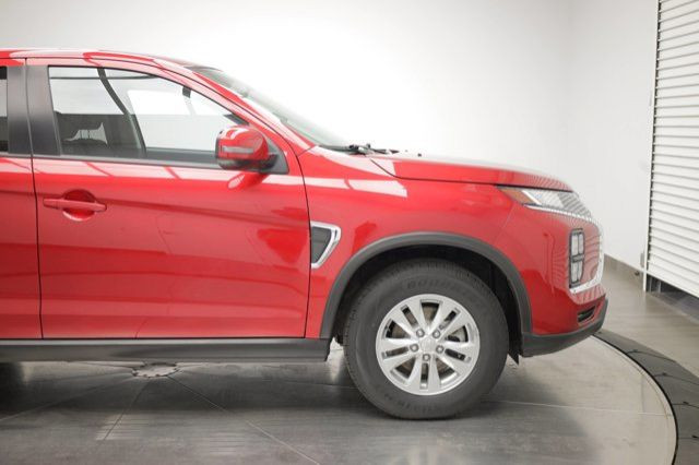 2021 Mitsubishi RVR SE in Cars & Trucks in Calgary - Image 3
