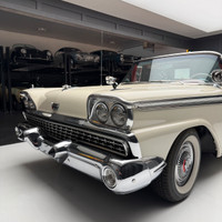 Check out this 1959 Ford Fairlane Galaxie 500 Convertible. This is a big, beautiful cruiser. Very ni... (image 6)