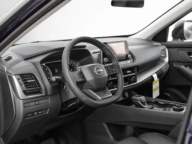 2025 Nissan Rogue 60th ANNIVERSARY EDITION dans Autos et camions dans Belleville - Image 13
