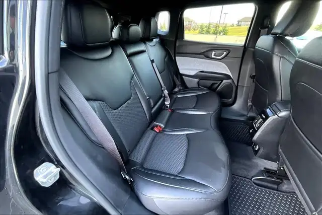 2025 Jeep Compass in Cars & Trucks in Edmonton - Image 27
