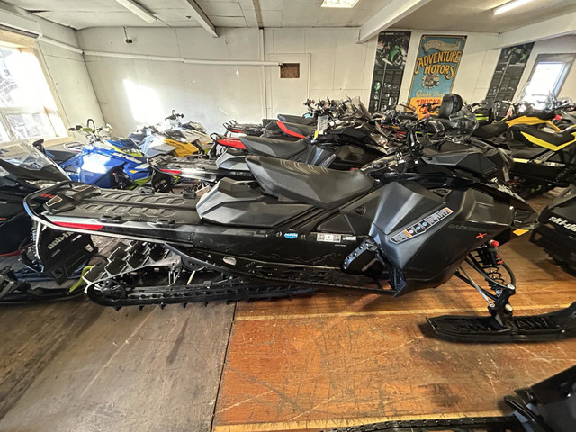 2022 Ski-Doo Backcountry X-RS® 154 850 E-TEC® in Snowmobiles in New Glasgow - Image 2