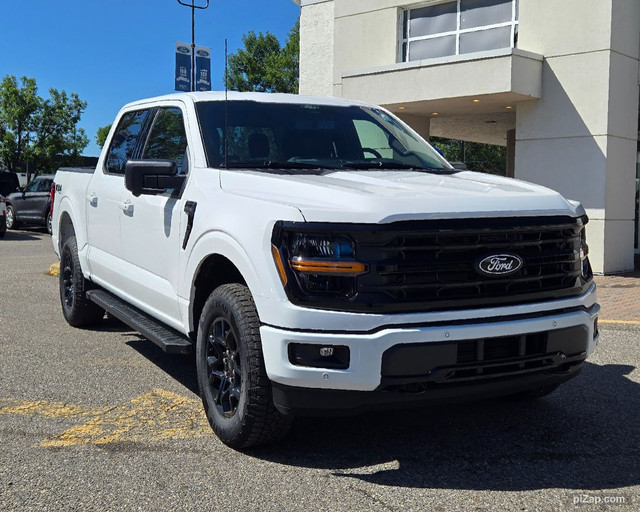 2025 Ford F-150 XLT | BLACK APP PKG | MOBILE OFF PKG | FX4 PKG in Cars & Trucks in Calgary - Image 2