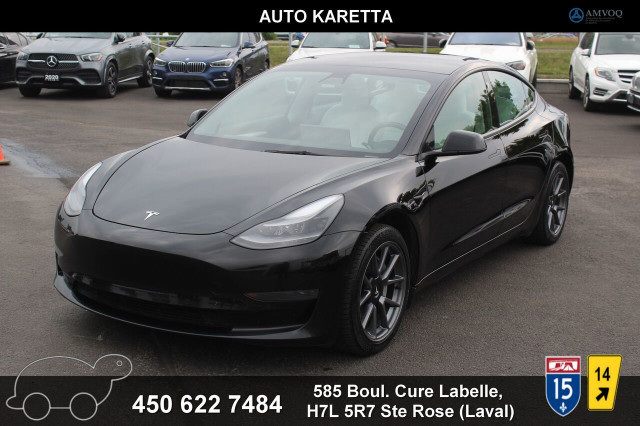 2022 Tesla MODEL 3 Premium white leather seats clean carfax in Cars & Trucks in Laval / North Shore