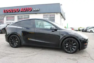 ACCIDENT FREE DON'T PAY EXTRA FOR SAFETY CERTIFICATION Revolutionize Your Drive: 2021 Tesla Model Y...