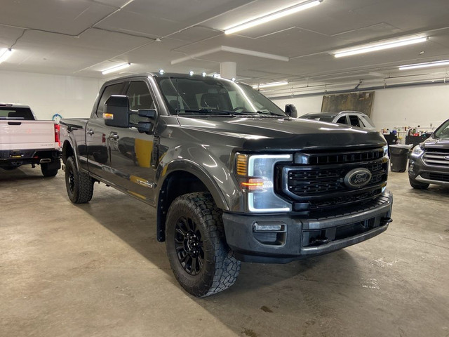2020 Ford F-350 LARIAT TREMOR OFF ROAD PKG LEATHER NAV in Cars & Trucks in Calgary - Image 3