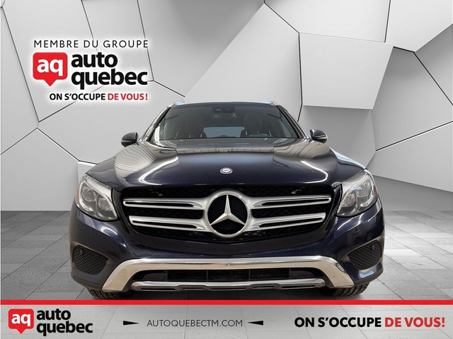  2017 Mercedes-Benz GLC 300/4MATIC /Toit Pano/Dossier Entretien  in Cars & Trucks in Thetford Mines - Image 2