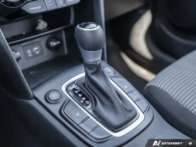 2020 Hyundai Kona 2.0L Essential low km | Apple carplay & And... in Cars & Trucks in London - Image 20