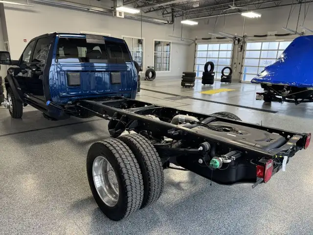 2024 RAM 5500 Chassis 84 CAin. SLT in Cars & Trucks in Medicine Hat - Image 5