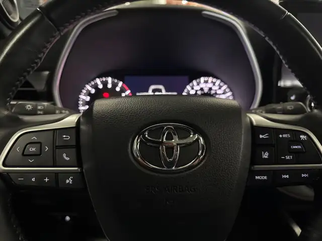 2024 Toyota Highlander XSE NOIR 7 PLACES SIÈGES EN CUIR TOIT OUV in Cars & Trucks in Saint-Jean-sur-Richelieu - Image 16