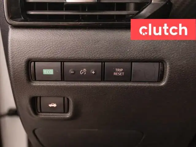 2022 Nissan Sentra SV w/Apple CarPlay & Android Auto, Heated Fro in Cars & Trucks in Bedford - Image 23
