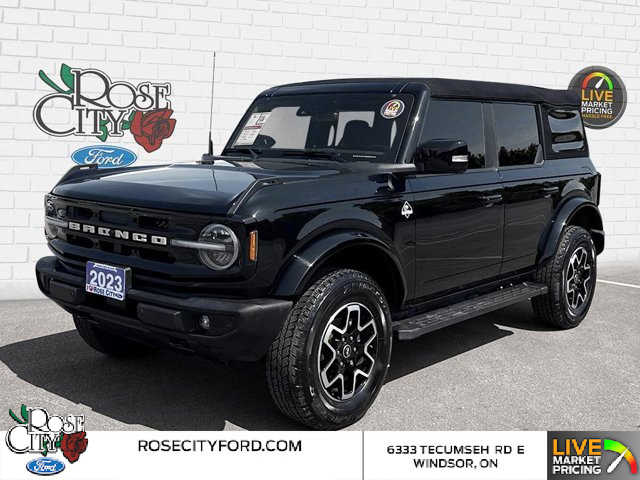 2023 Ford Bronco Outer Banks | Heated Seats | Navigation in Cars & Trucks in Windsor Region