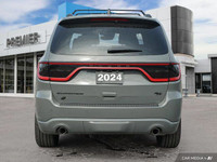 *2024 Dodge Durango R/T | 5.7L HEMI V8 | AWD | Blacktop Package* Turn heads and take command of the... (image 4)