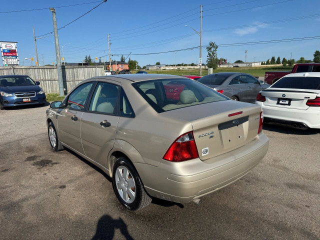 2006 Ford Focus SE, MINT CONDITION, RUST FREE, ONLY 47KMS in Cars & Trucks in London - Image 3